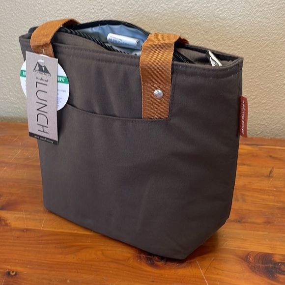 Insulated Lunch Box - Picture 3 of 3